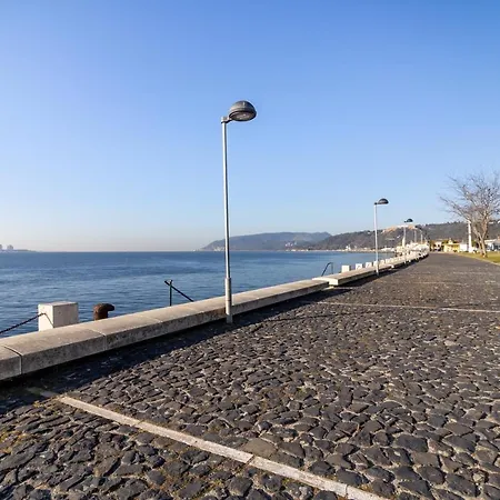 In Todi - Local * Setúbal