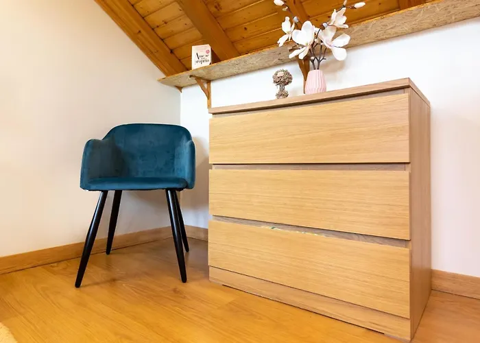 Apartamento In Todi - Local *