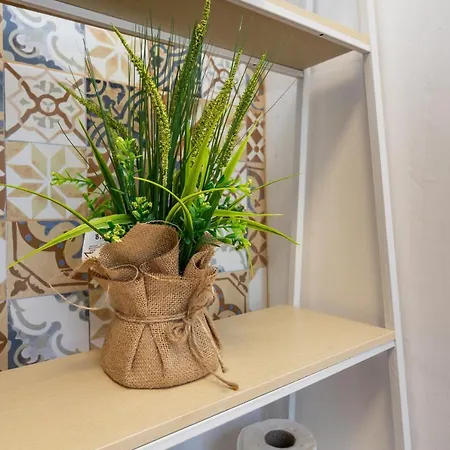 Apartment In Todi - Local