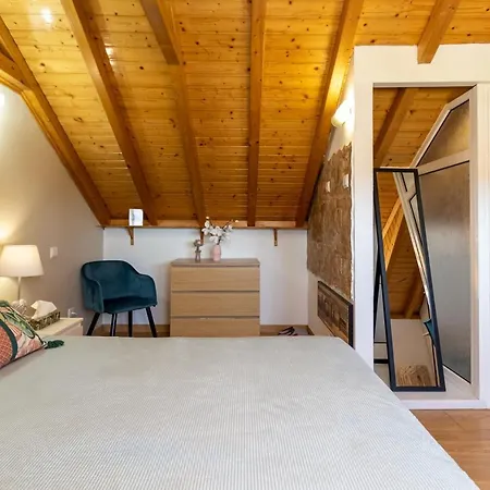 In Todi - Local Apartment Setubal